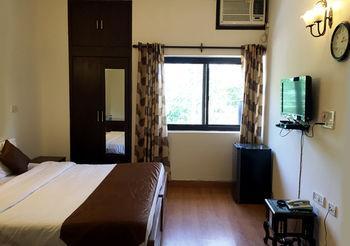 Oyo Rooms Safdarjung New Delhi Exterior photo